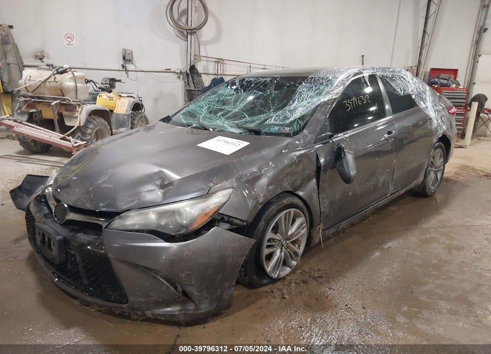 2016 TOYOTA CAMRY SE VIN: 4T1BF1FK0GU217567