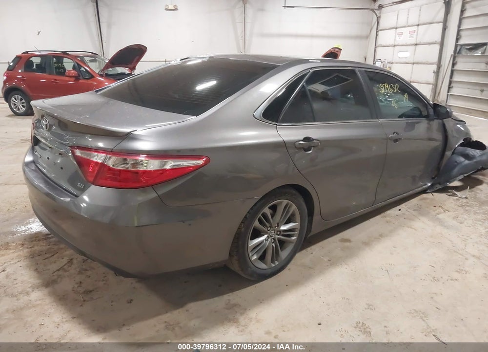 2016 TOYOTA CAMRY SE VIN: 4T1BF1FK0GU217567