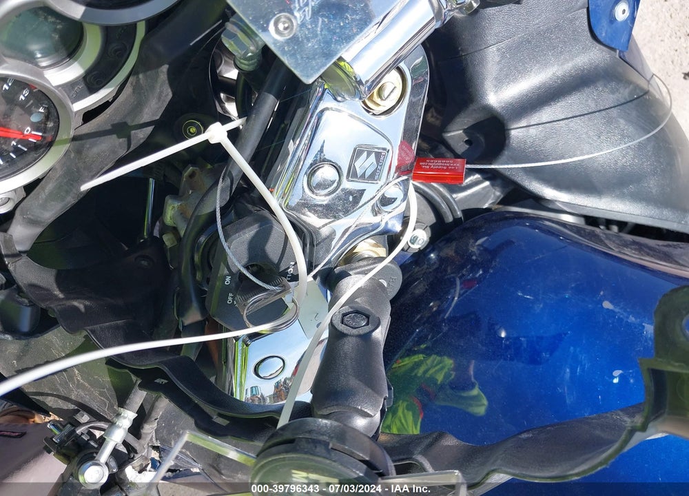 2008 SUZUKI GSX1300 R VIN: JS1GX72A282103696