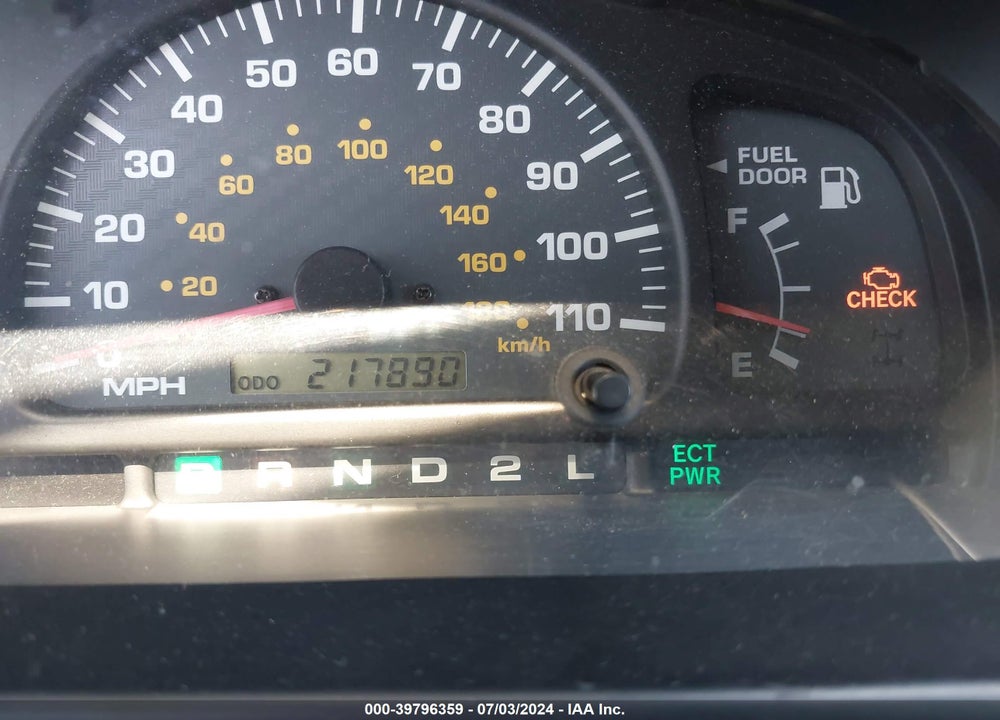 2000 TOYOTA 4RUNNER SR5 V6 VIN: JT3HN86R1Y0268290