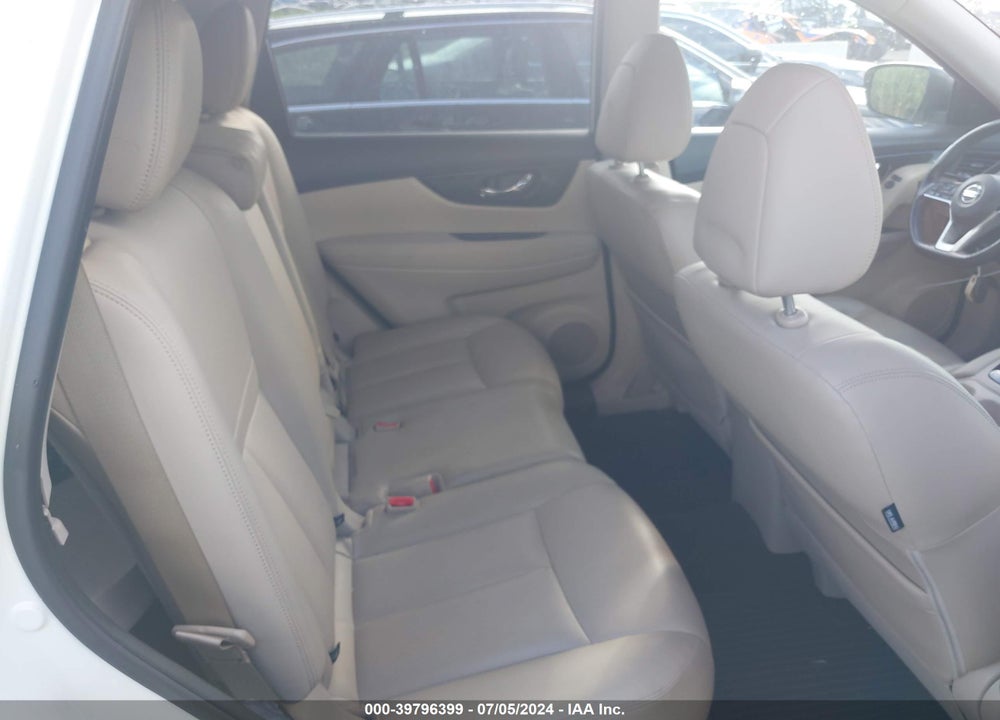 2018 NISSAN ROGUE SL VIN: JN8AT2MV2JW301921