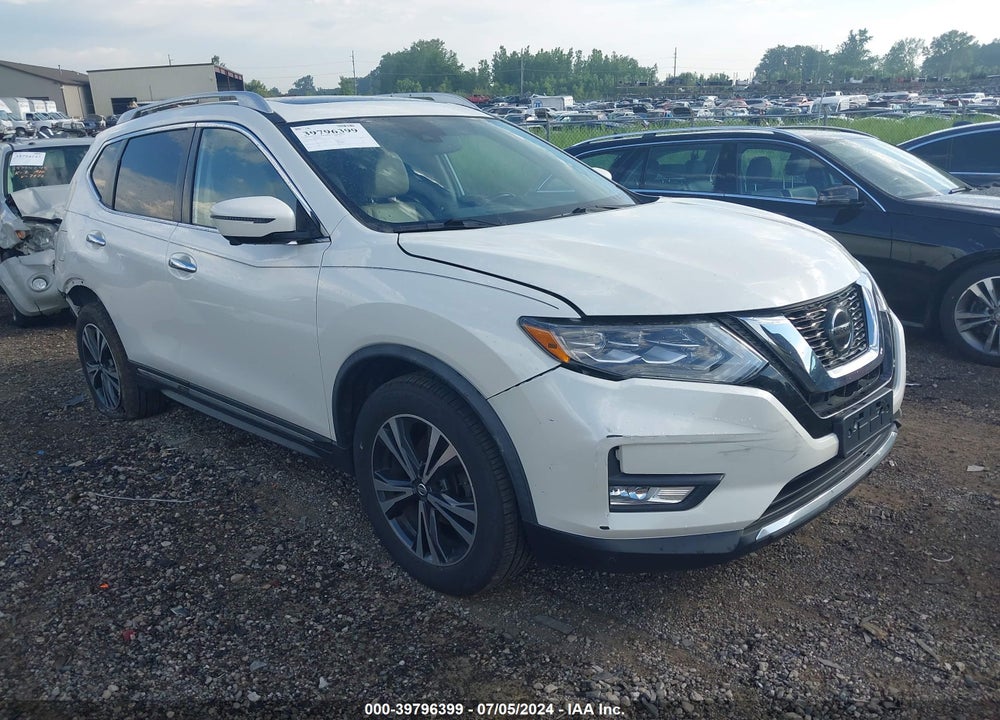 2018 NISSAN ROGUE SL VIN: JN8AT2MV2JW301921