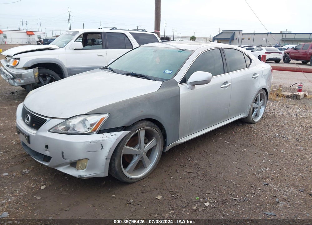 2008 LEXUS IS 250 VIN: JTHBK262185051026