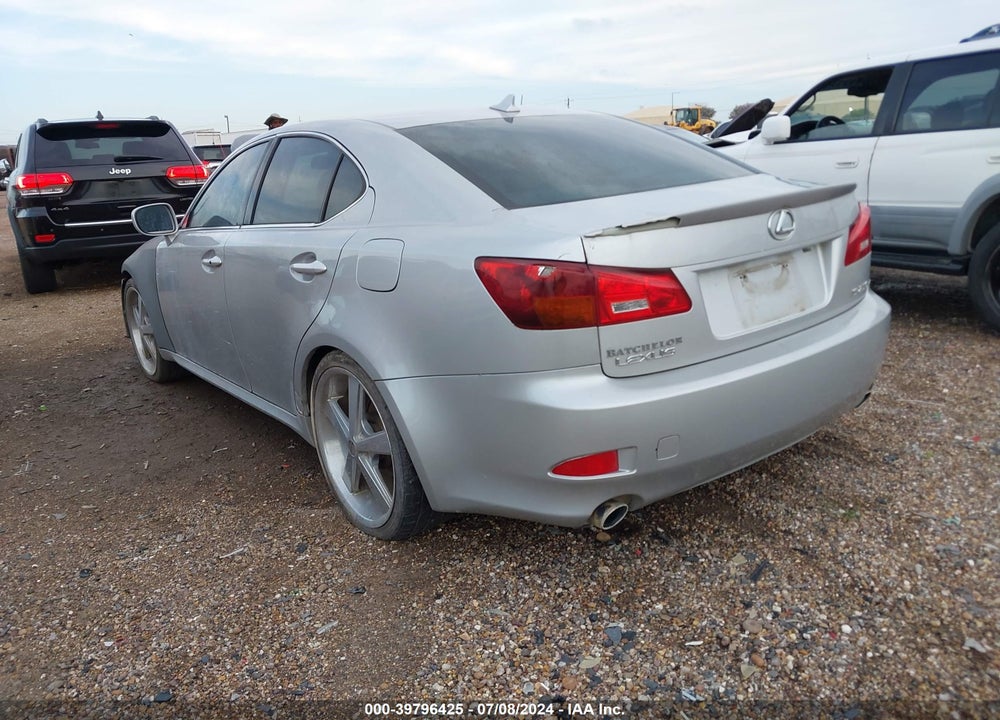 2008 LEXUS IS 250 VIN: JTHBK262185051026