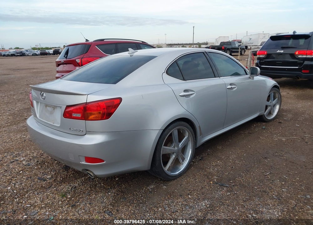 2008 LEXUS IS 250 VIN: JTHBK262185051026