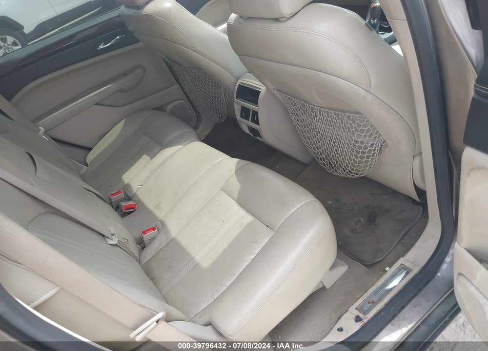 2011 CADILLAC SRX LUXURY COLLECTION VIN: 3GYFNDEY8BS607948