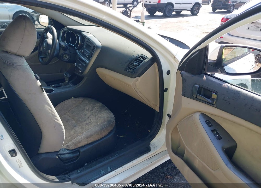 2015 KIA OPTIMA LX VIN: KNAGM4A72F5642427