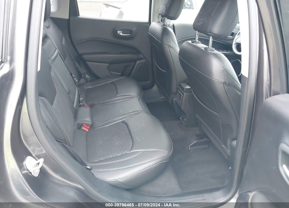 2018 JEEP COMPASS LATITUDE FWD VIN: 3C4NJCBB5JT193964