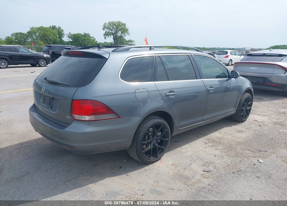 2013 VOLKSWAGEN JETTA SPORTWAGEN 2.0L TDI VIN: 3VWML7AJ3DM689167