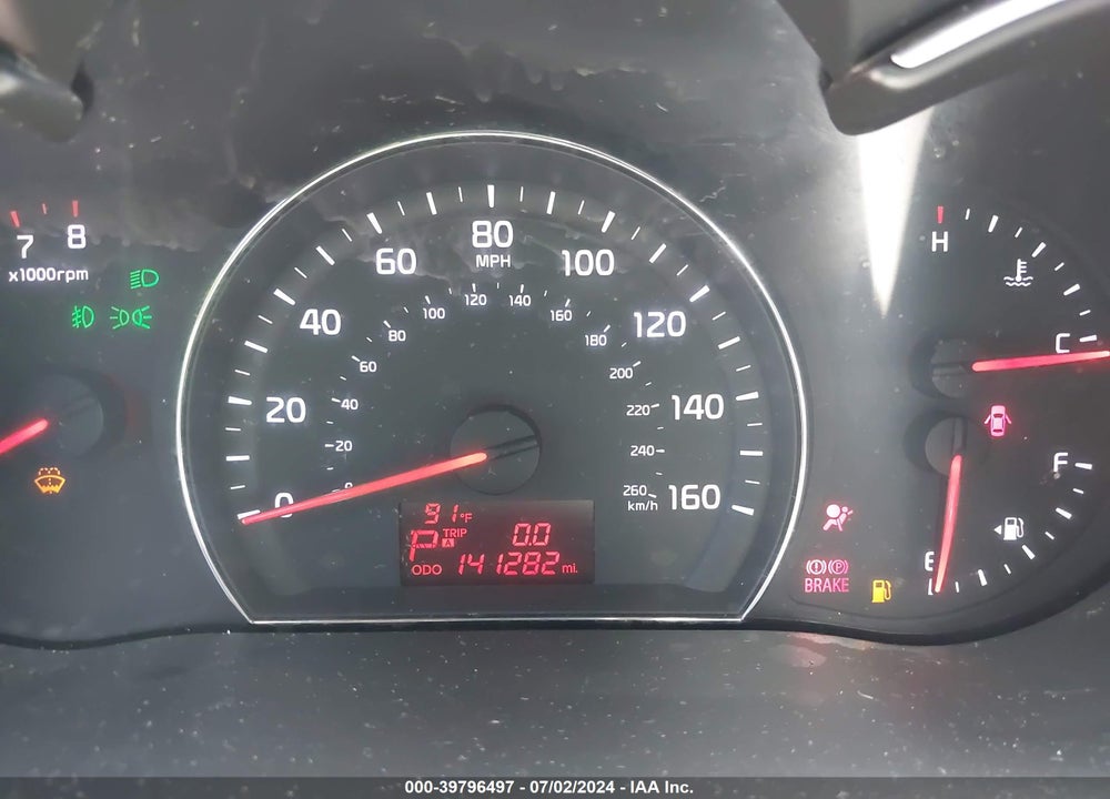 2015 KIA SORENTO LX VIN: 5XYKT3A67FG588924