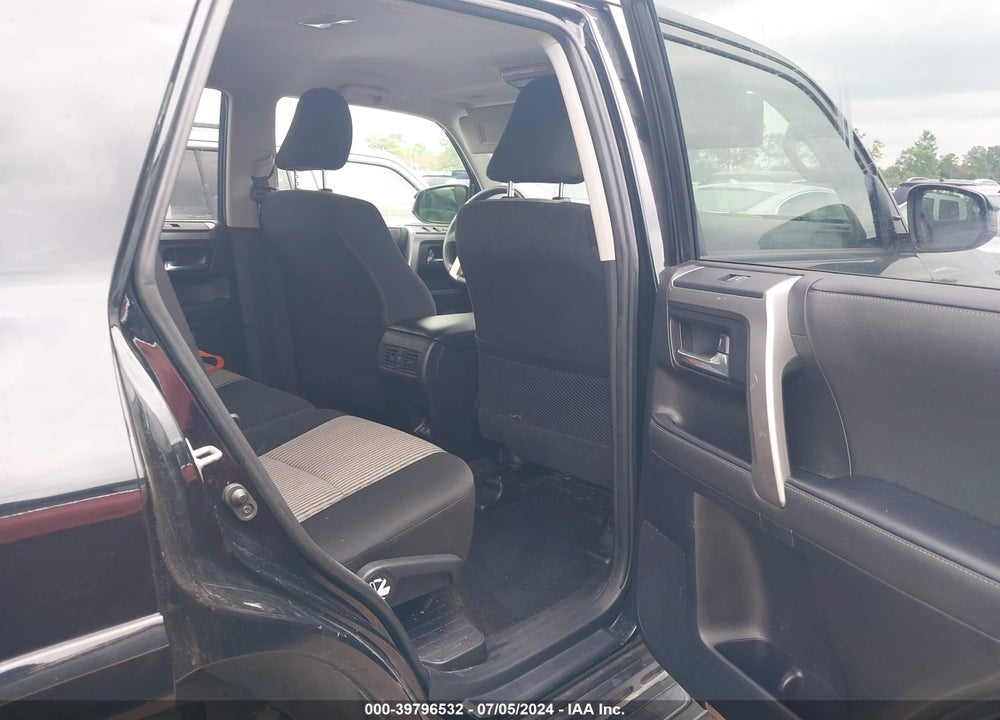2022 TOYOTA 4RUNNER SR5 VIN: JTEMU5JR9N6058673