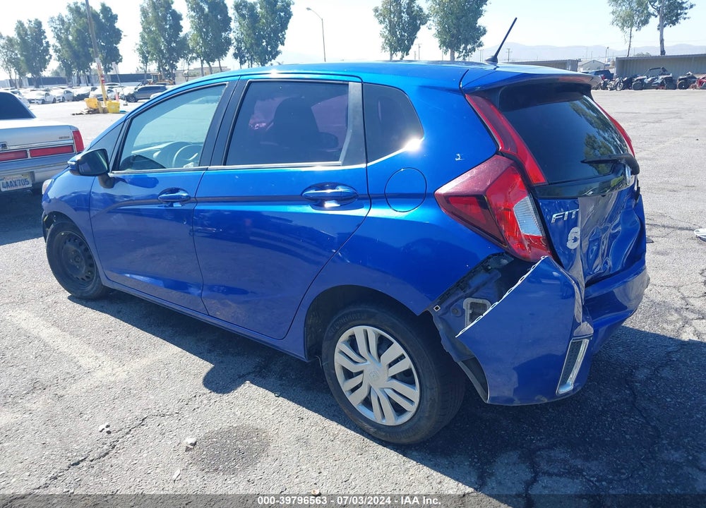 2015 HONDA FIT LX VIN: 3HGGK5H58FM725570