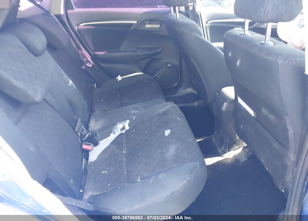 2015 HONDA FIT LX VIN: 3HGGK5H58FM725570