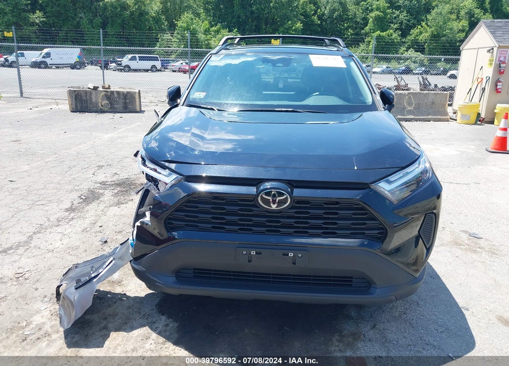 2022 TOYOTA RAV4 XLE VIN: 2T3P1RFV0NW265720
