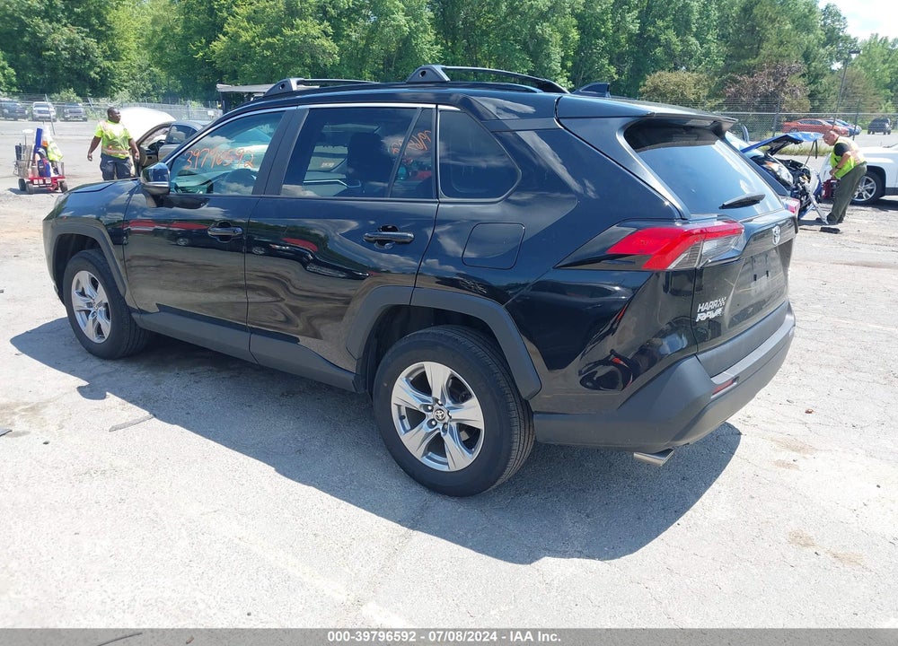 2022 TOYOTA RAV4 XLE VIN: 2T3P1RFV0NW265720