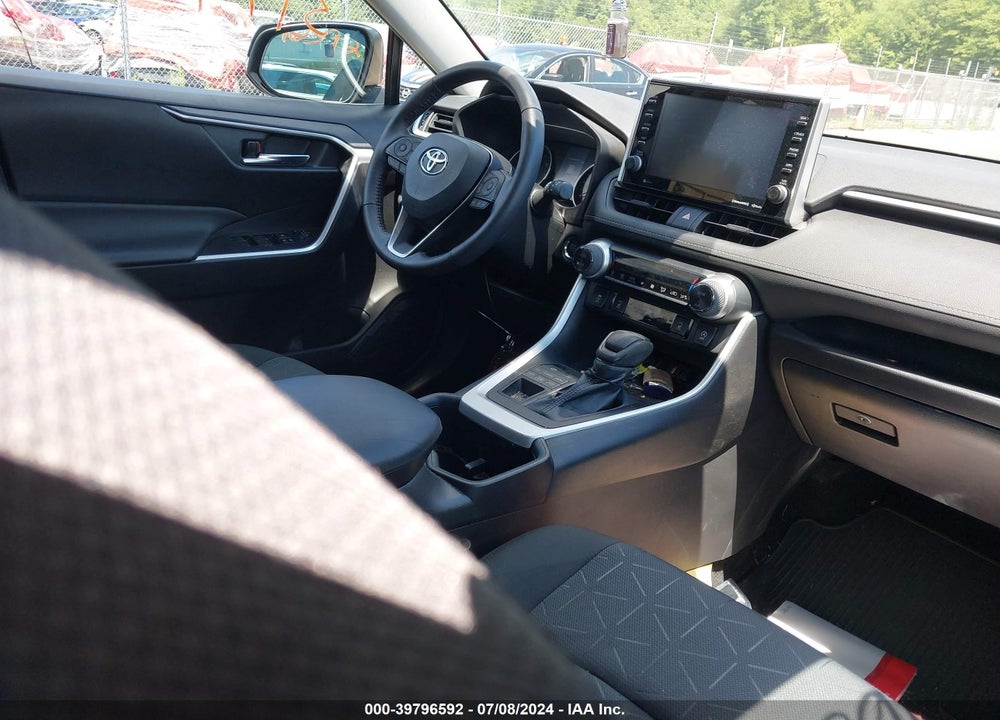 2022 TOYOTA RAV4 XLE VIN: 2T3P1RFV0NW265720