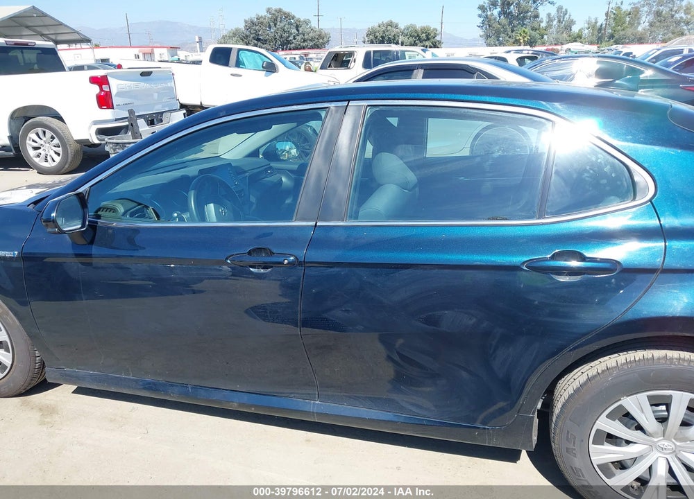 2021 TOYOTA CAMRY LE HYBRID VIN: 4T1C31AK6MU546905