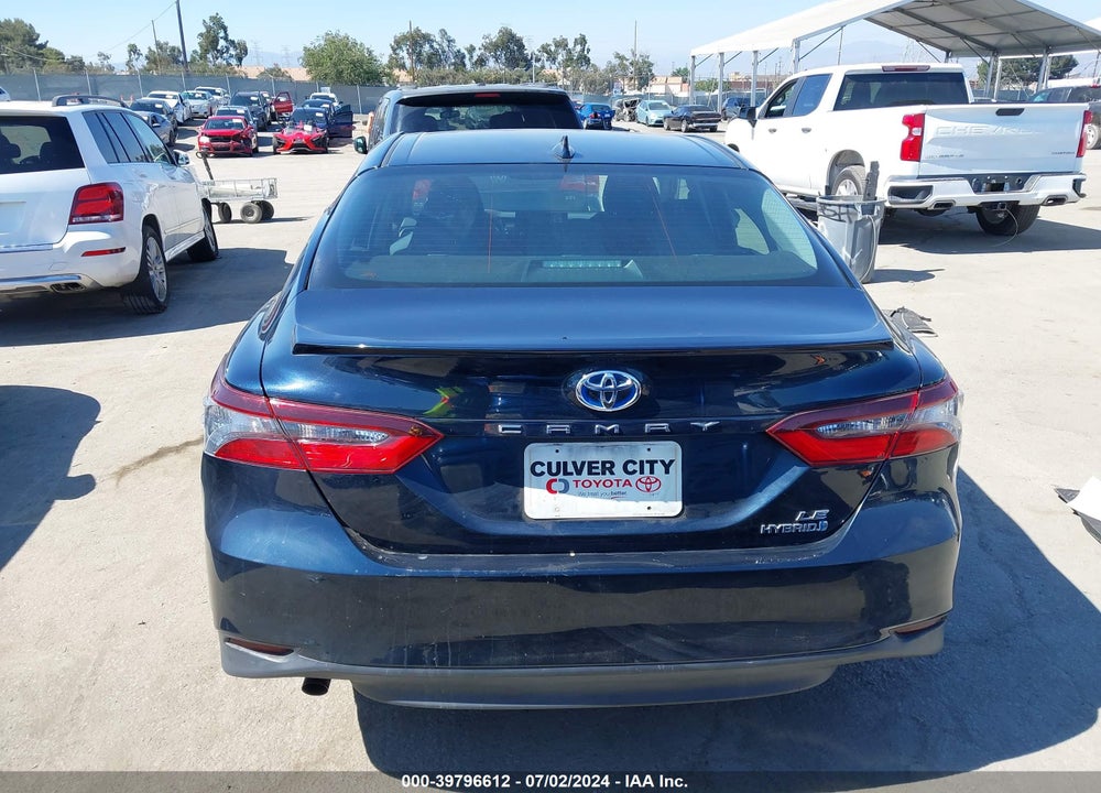 2021 TOYOTA CAMRY LE HYBRID VIN: 4T1C31AK6MU546905