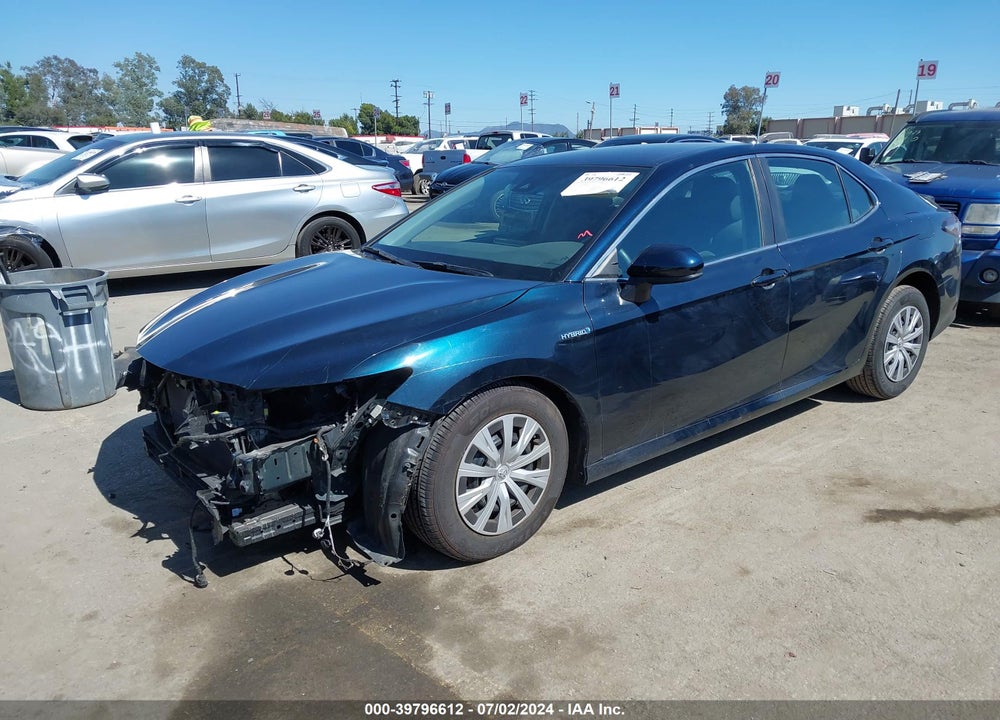 2021 TOYOTA CAMRY LE HYBRID VIN: 4T1C31AK6MU546905