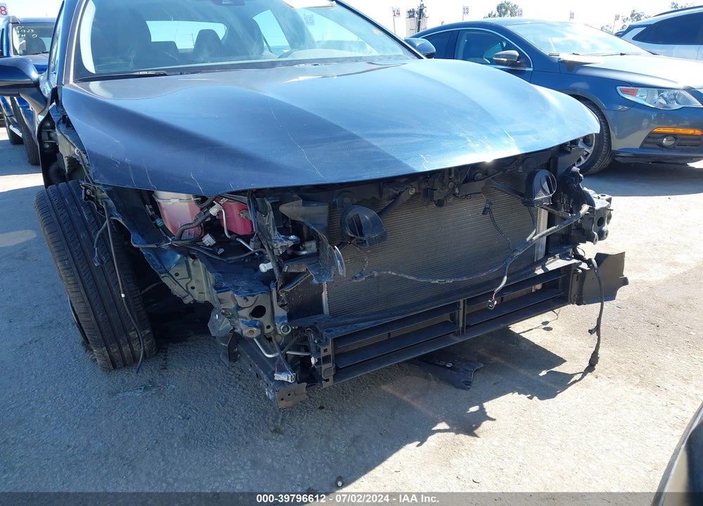 2021 TOYOTA CAMRY LE HYBRID VIN: 4T1C31AK6MU546905