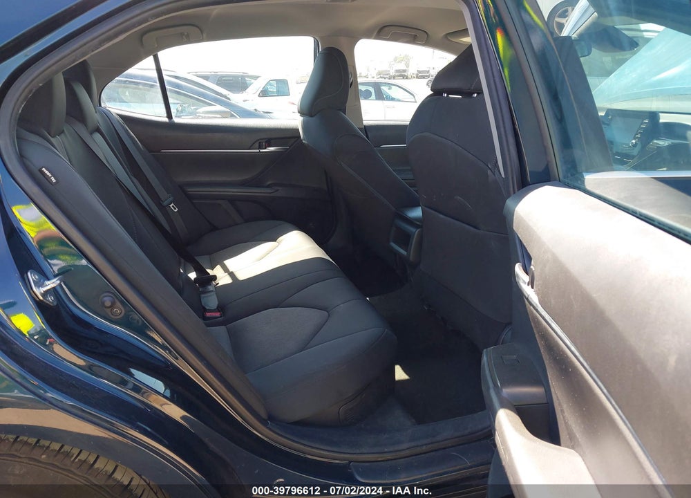 2021 TOYOTA CAMRY LE HYBRID VIN: 4T1C31AK6MU546905