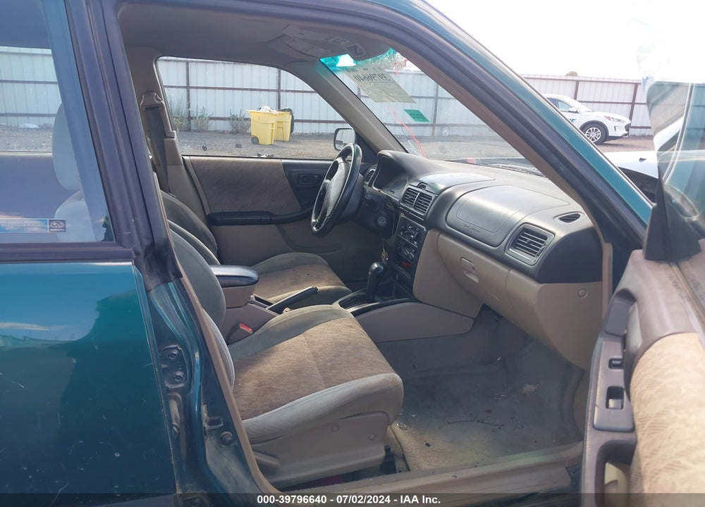1999 SUBARU FORESTER L VIN: JF1SF6356XH735200