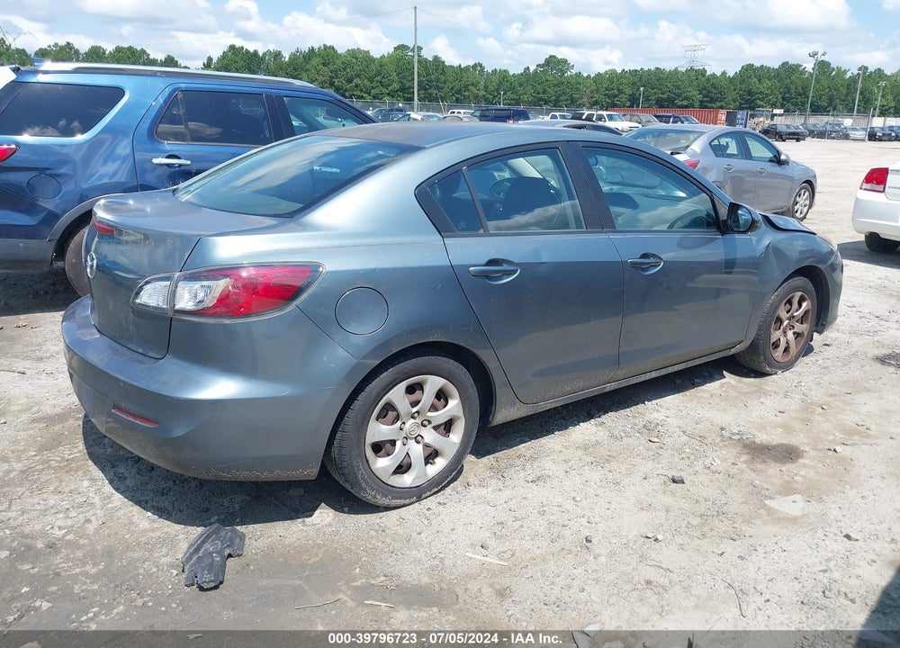 2012 MAZDA 3 I SPORT VIN: JM1BL1UF8C1552817
