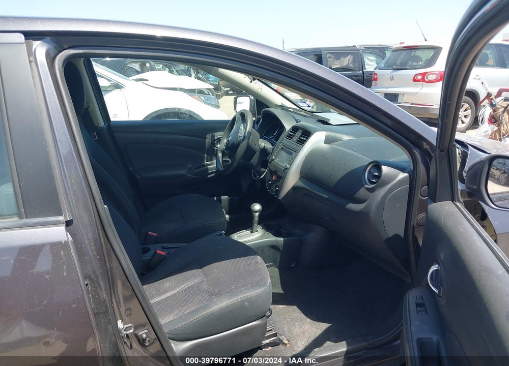 2015 NISSAN VERSA 1.6 SL VIN: 3N1CN7AP2FL934226