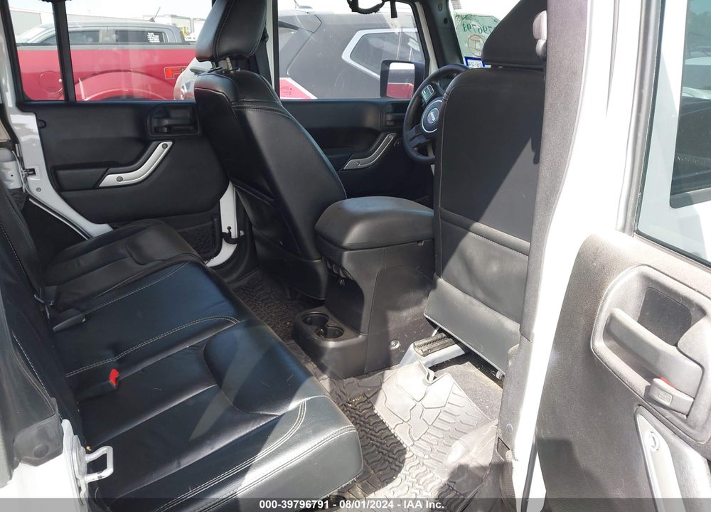 2013 JEEP WRANGLER UNLIMITED SAHARA VIN: 1C4BJWEG8DL584490