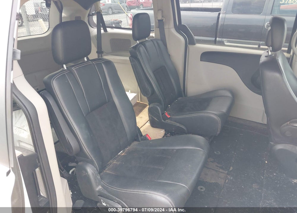 2017 DODGE GRAND CARAVAN SXT VIN: 2C4RDGCG8HR858329