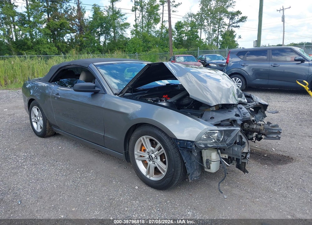 2013 FORD MUSTANG V6 VIN: 1ZVBP8EM8D5237260