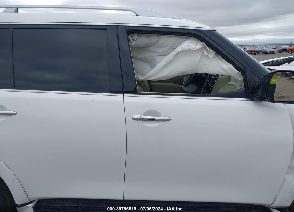 2022 INFINITI QX80 LUXE AWD VIN: JN8AZ2AC5N9485743