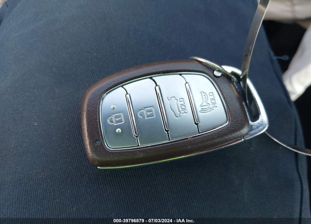 2018 HYUNDAI SONATA SEL VIN: 5NPE34AF2JH660424