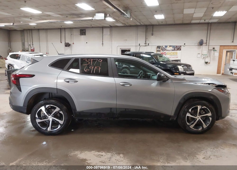 2024 CHEVROLET TRAX FWD 1RS VIN: KL77LGE25RC193120