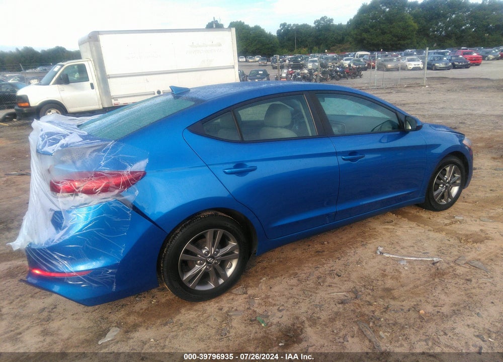 2017 HYUNDAI ELANTRA SE VIN: 5NPD84LF0HH006638