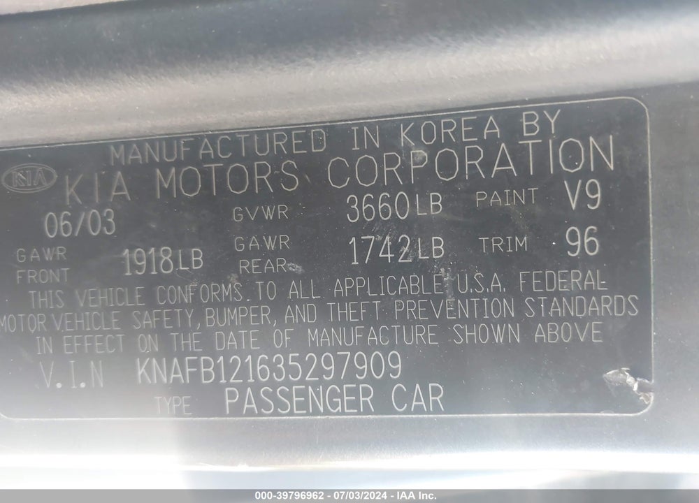 2003 KIA SPECTRA LS VIN: KNAFB121635297909