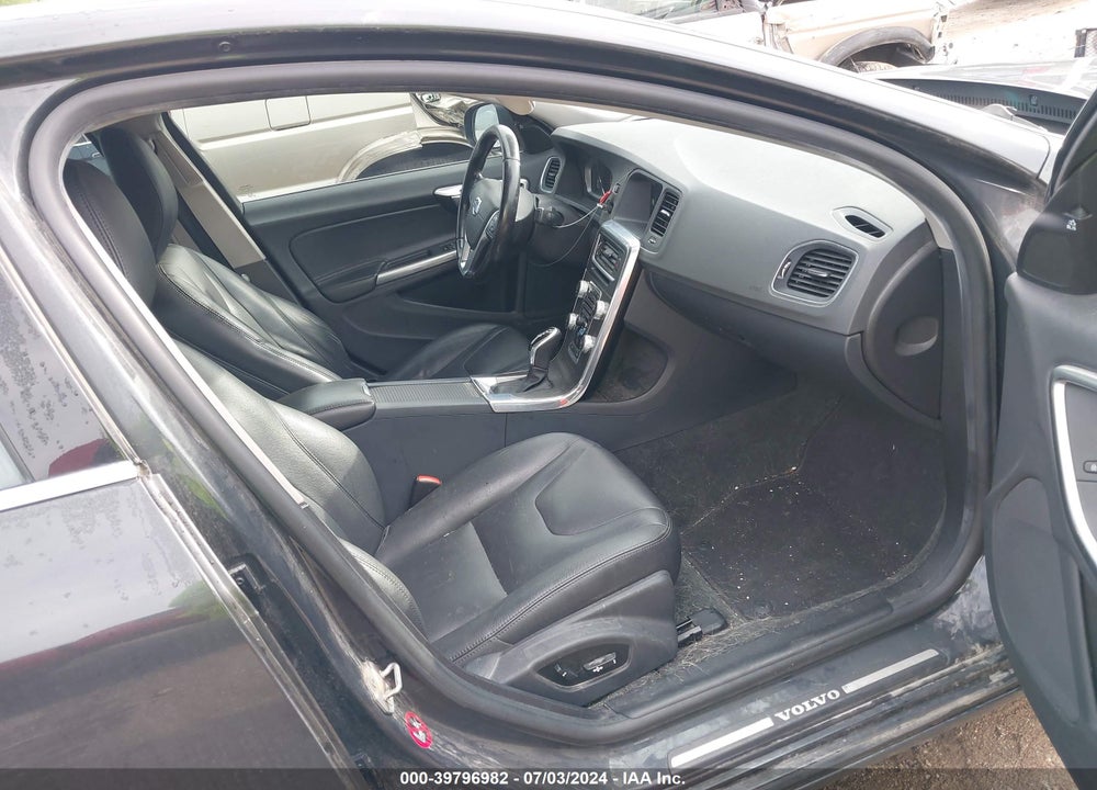 2015 VOLVO S60 T5 PREMIER VIN: YV1612TK2F1358651