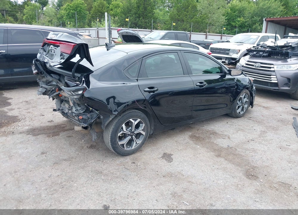 2021 KIA FORTE LXS VIN: 3KPF24AD7ME309443
