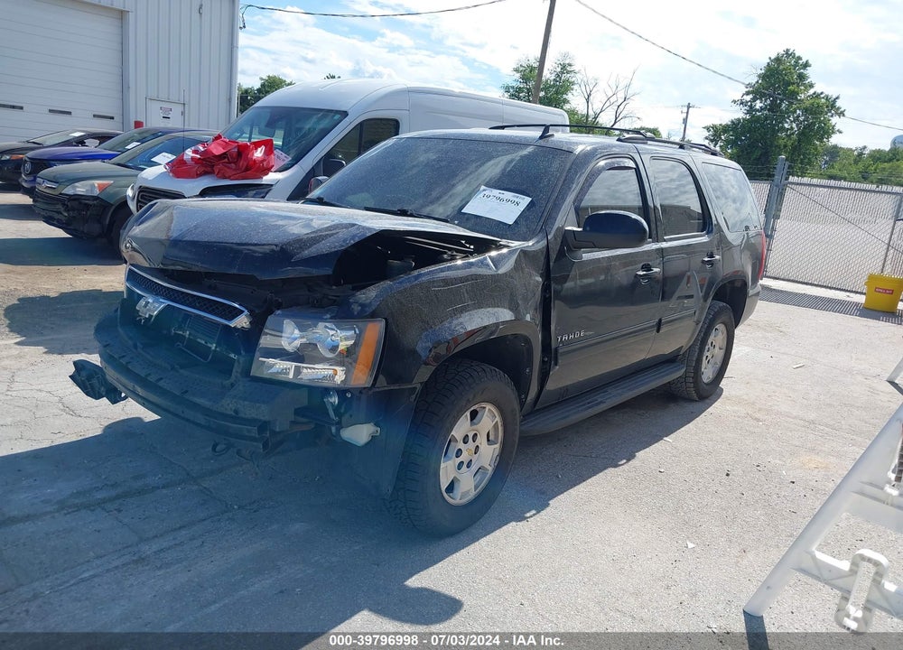 2014 CHEVROLET TAHOE LS VIN: 1GNSKAE04ER122825