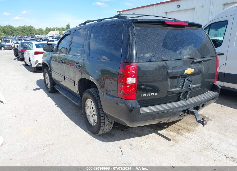 2014 CHEVROLET TAHOE LS VIN: 1GNSKAE04ER122825