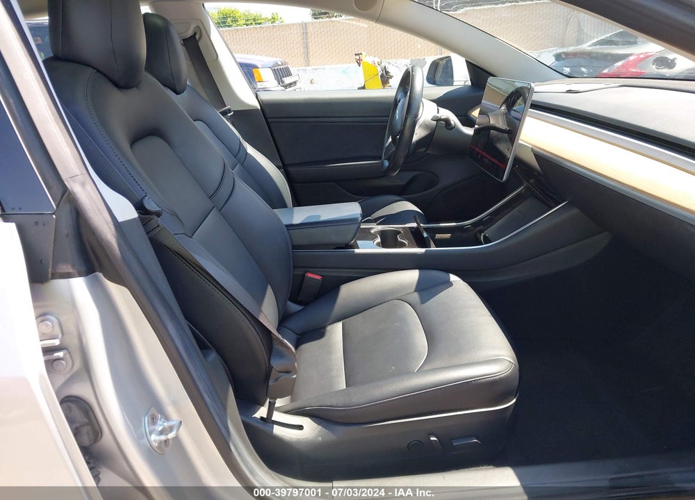 2018 TESLA MODEL 3 VIN: 5YJ3E1EA0JF003473