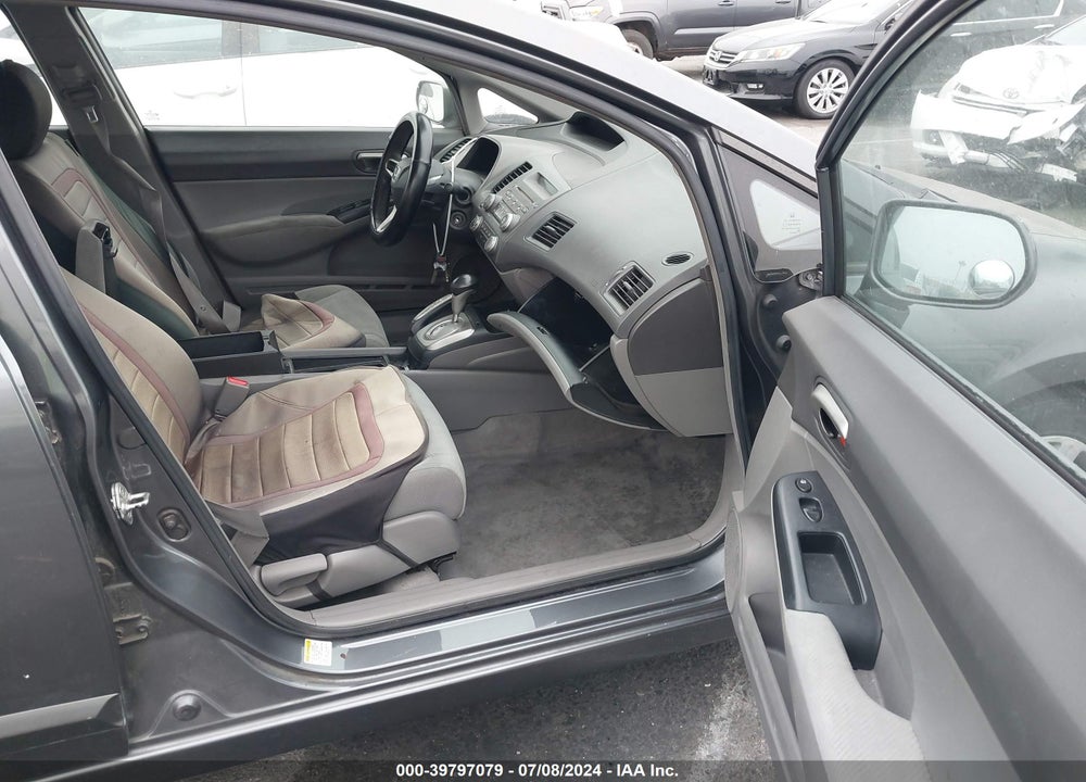 2010 HONDA CIVIC LX VIN: 19XFA1F54AE003511