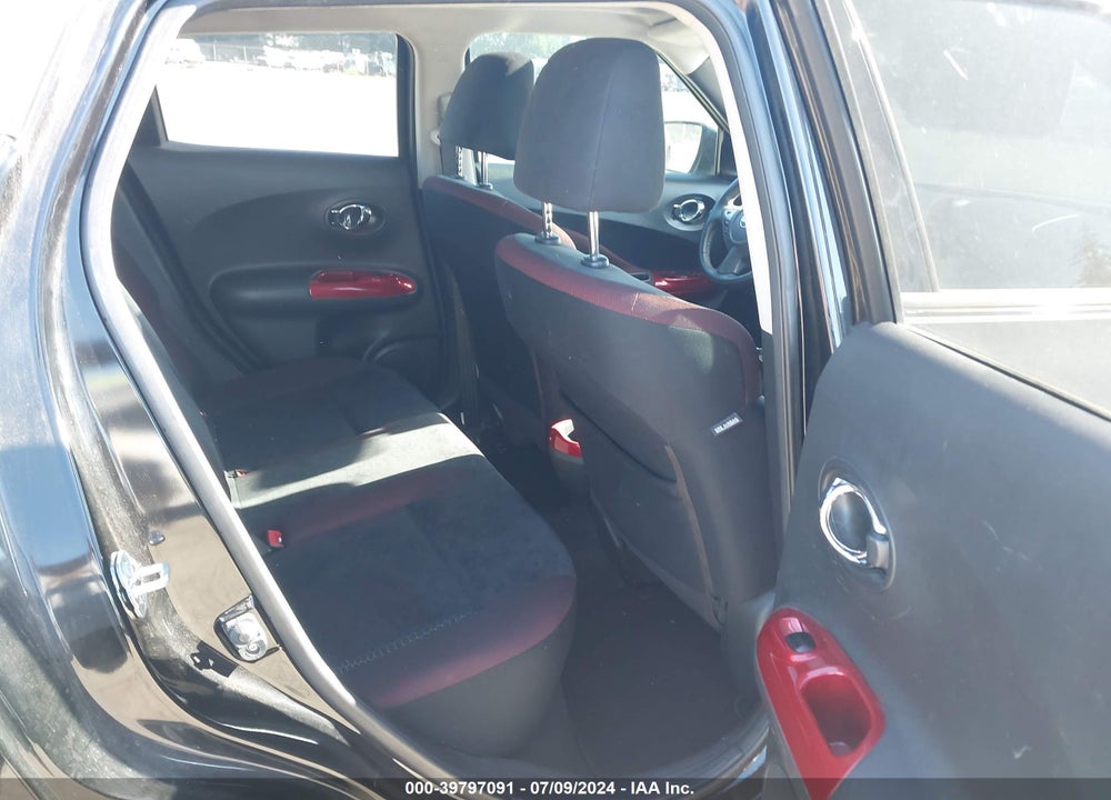 2016 NISSAN JUKE SV VIN: JN8AF5MR9GT604202