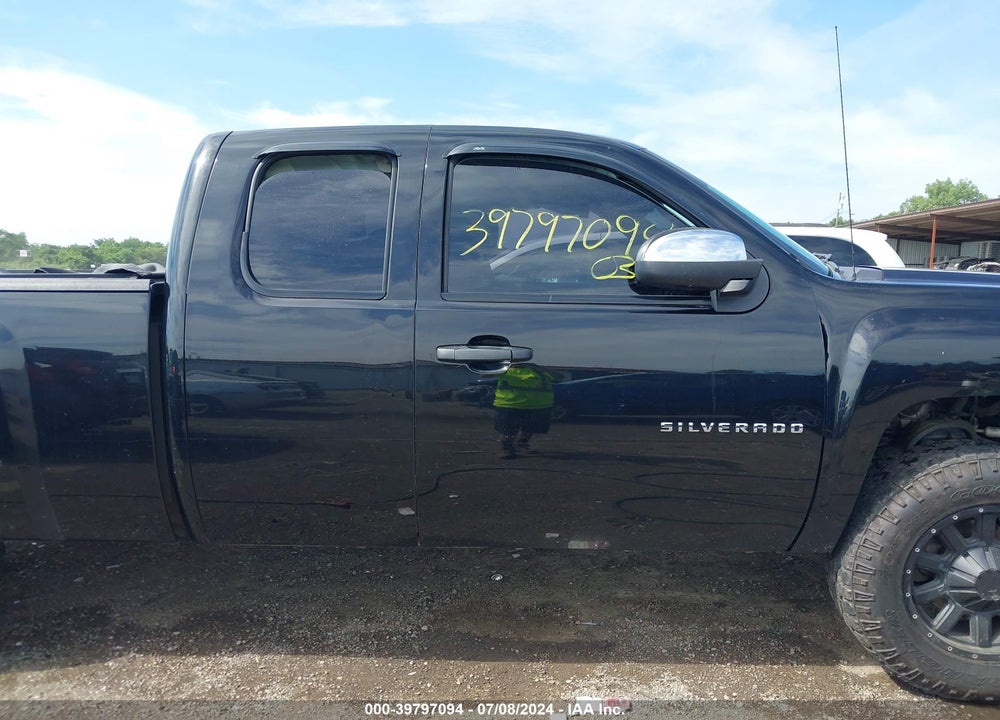 2012 CHEVROLET SILVERADO 1500 LT VIN: 1GCRKSE78CZ330892