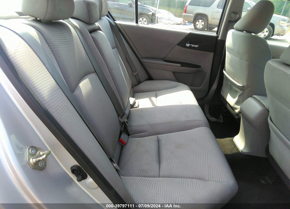 2015 HONDA ACCORD LX VIN: 1HGCR2F37FA006057