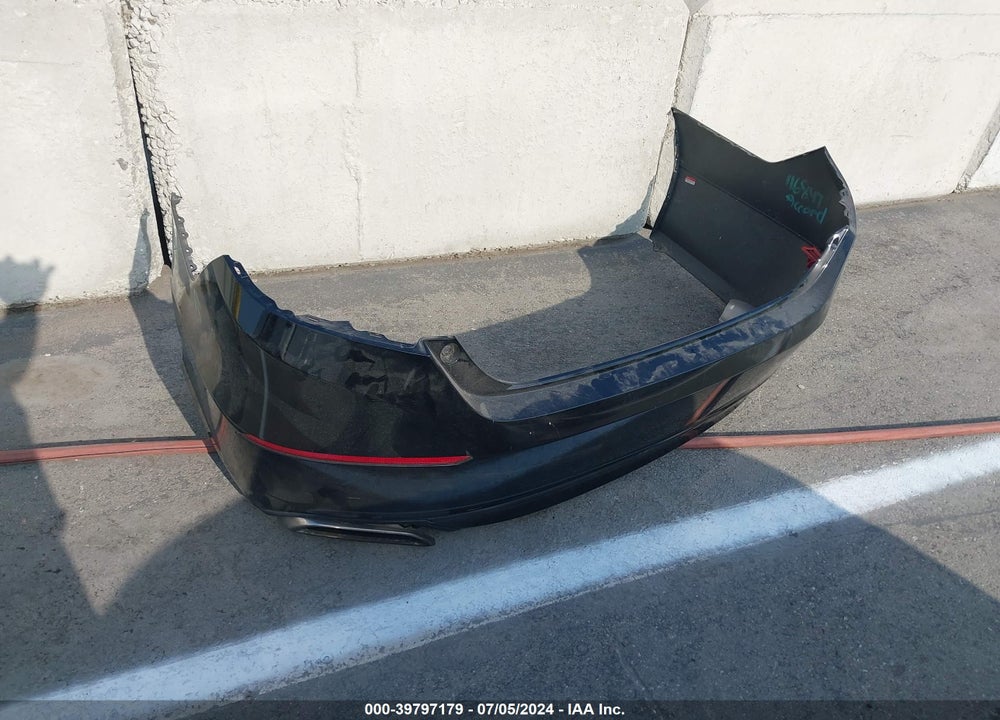 2018 HONDA ACCORD SPORT 2.0T VIN: 1HGCV2F34JA044169