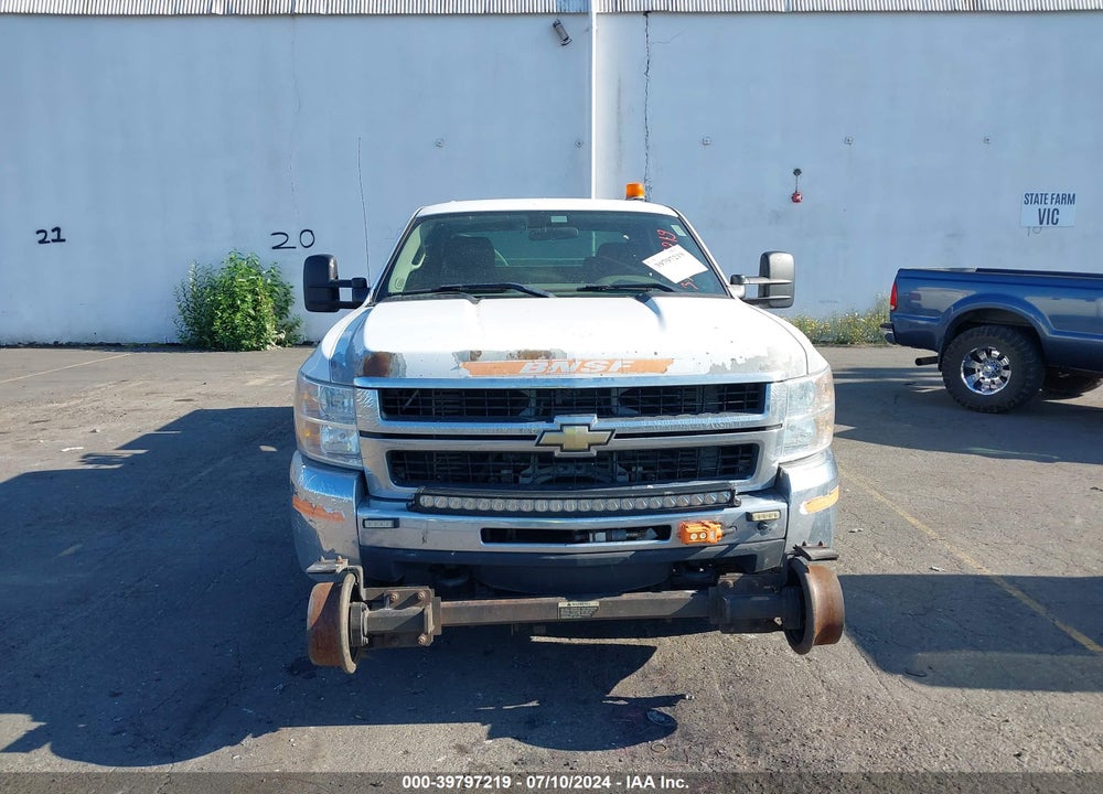 2010 CHEVROLET SILVERADO 3500HD WORK TRUCK VIN: 1GC4KZB63AF131519