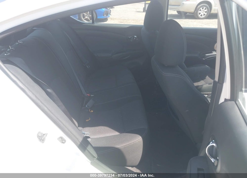 2016 NISSAN VERSA 1.6 SV VIN: 3N1CN7AP7GL835760