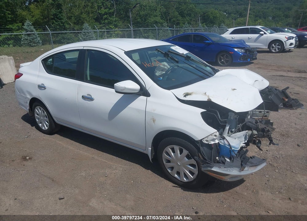 2016 NISSAN VERSA 1.6 SV VIN: 3N1CN7AP7GL835760