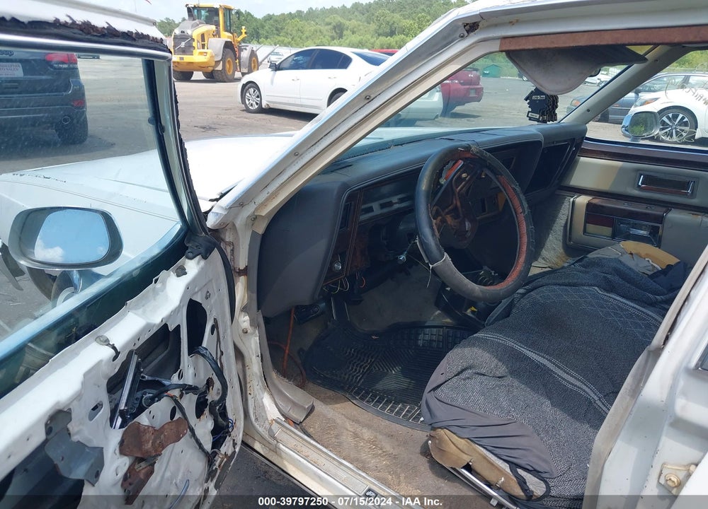 1984 OLDSMOBILE 98 REGENCY BROUGHAM VIN: 1G3AH69Y2EM774193